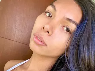 ZafrinaSerratos livejasmine